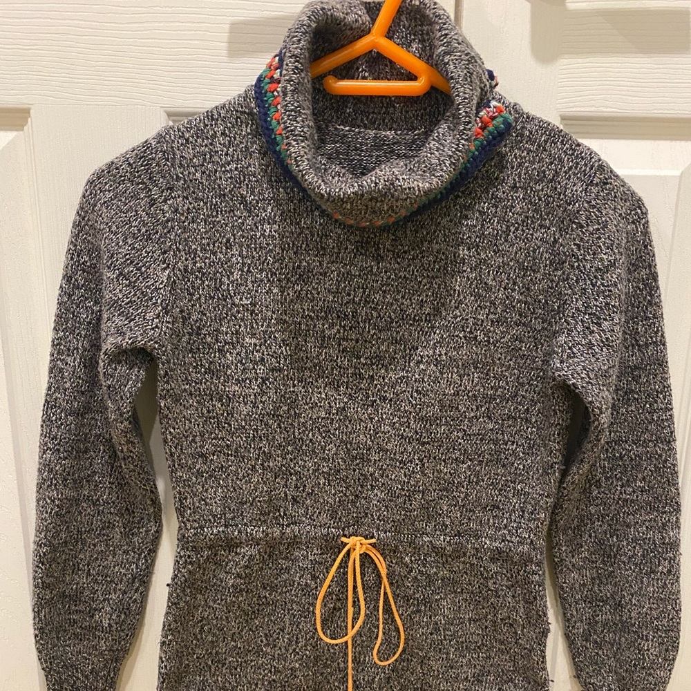 Nice Chanel sweater